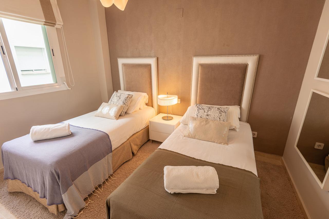 Vacation Marbella I Brand New Terrazas De Banus Apt, 24-7 Security, A Minute From The Marina, The Sea And Luxury Shopping Exterior foto